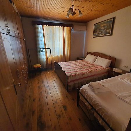 Hida Guest House Gjirokastër Eksteriør bilde