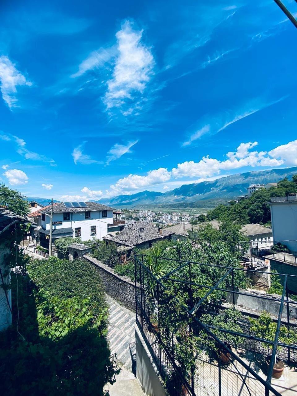 Hida Guest House Gjirokastër Eksteriør bilde
